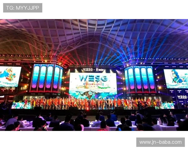 《2025年全球电竞赛季正式开启 各大战队备战新一轮激战》