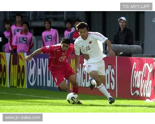 国家队备战赛季巅峰之战全队训练细节引关注媒体公开探访现场实况