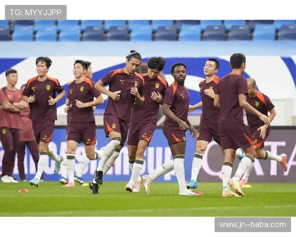 国足热身赛逆转取胜年轻球员闪耀全场展现崭新战斗精神 国足热身赛逆转取胜年轻球员闪耀全场展现崭新战斗精神