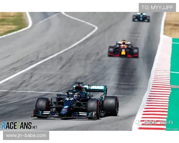 维斯塔潘再夺赛季冠军梅赛德斯技术升级引发车坛新格局