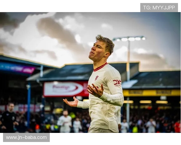 英超劲旅迎来新主帅 曼联逆袭再添强援阵容引期待