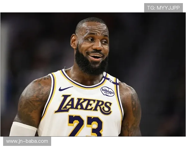 詹姆斯再创里程碑率湖人逆转勇士年轻核心闪耀全场