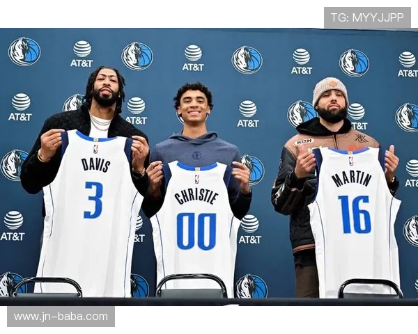 NBA新赛季多强豪组激战升级季后赛格局生变引发热议不断升温势 NBA新赛季多强豪组激战升级季后赛格局生变引发热议不断升温势