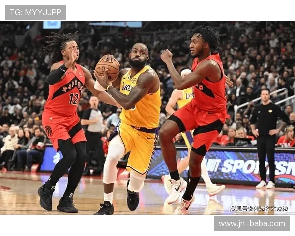 湖人险胜猛龙 詹姆斯1297场连续双位数得分纪录画上句号