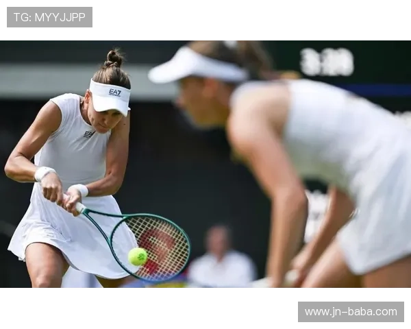 网球赛季精彩纷呈 世界顶级球员激烈角逐各大赛事荣耀